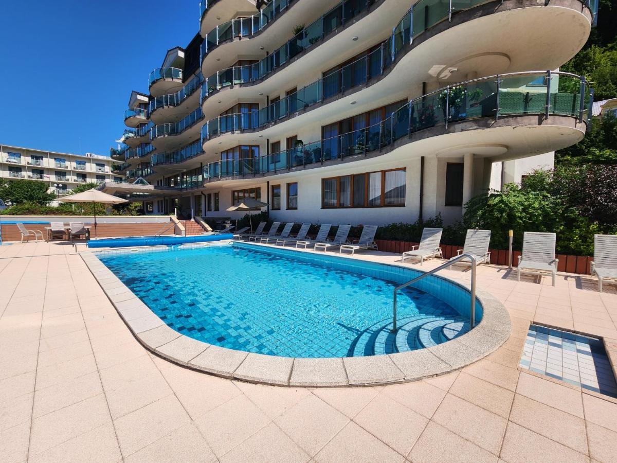 Kristoff Plaza Trencianske Teplice Apartment Trencin Exterior photo